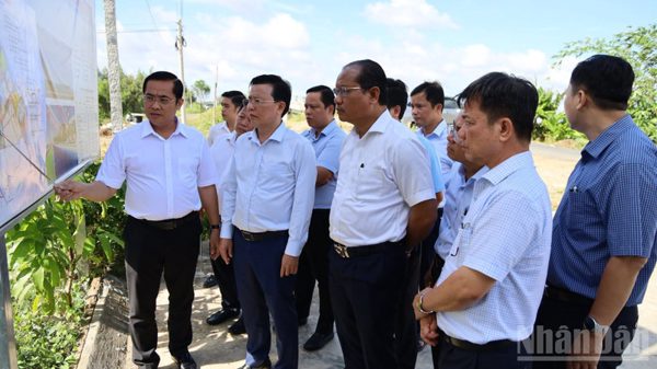 Phát huy trách nhiệm nêu gương, đưa việc học và làm theo Bác đi vào thực chất