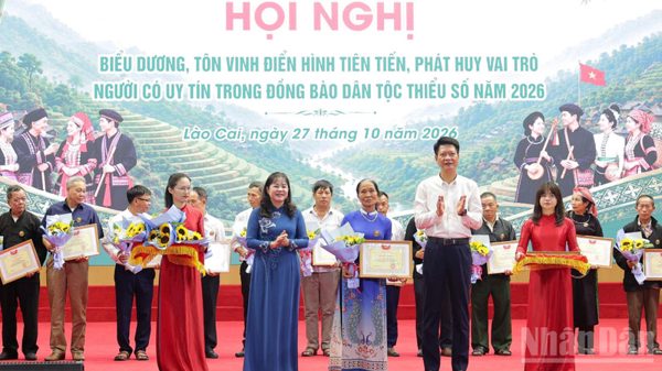 Phát huy vai trò người có uy tín trong đồng bào dân tộc thiểu số tại Lào Cai