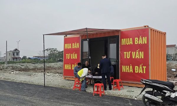 Phạt nặng môi giới BĐS 'chui', có chặn được rủi ro?