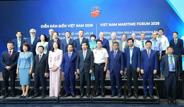 Phát triển tri thức và công nghệ, tạo nền tảng xây dựng quốc gia biển mạnh