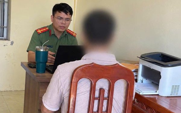 Phát trực tiếp tin sai sự thật 'vỡ đê ở Thanh Hóa', 2 người bị xử phạt
