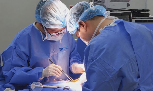 Phẫu thuật tuyến giáp có ảnh hưởng giọng nói?