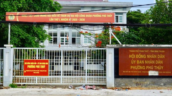 Phê bình 57 chủ tịch xã, phường ở Lâm Đồng