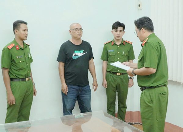 Phê chuẩn khởi tố thêm 7 người trong vụ khiêng quan tài diễu phố ở Sóc Trăng