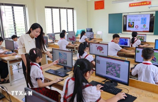 Phê duyệt Đề án “Hệ thống học liệu số quốc gia đối với giáo dục phổ thông"