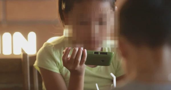 Phía sau nhóm 'Con ghét bố mẹ': Con có chỗ trong cha mẹ hay không?