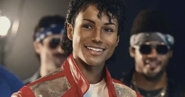 Phim tiểu sử Michael Jackson lại gây chú ý