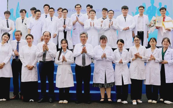 Phó bí thư Nguyễn Phước Lộc: Y tế cơ sở phải là tuyến đầu chăm sóc sức khỏe người dân