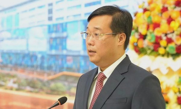 Phó bí thư TP HCM: 'Không để trẻ em nghèo mất cơ hội chữa bệnh vì hoàn cảnh'