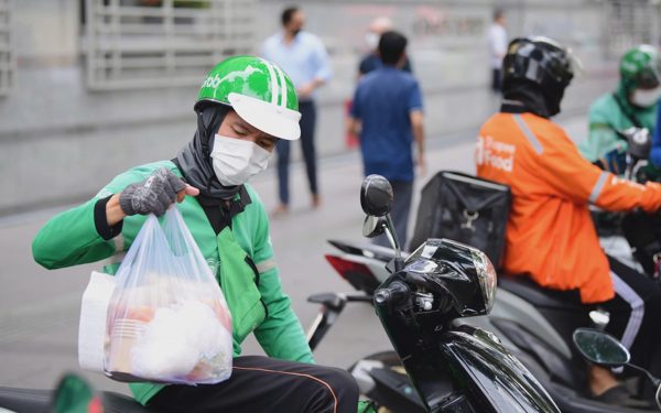 Phó chủ tịch LĐLĐ TP.HCM: Để có 15 triệu đồng/tháng tài xế công nghệ chạy 13-15 giờ mỗi ngày