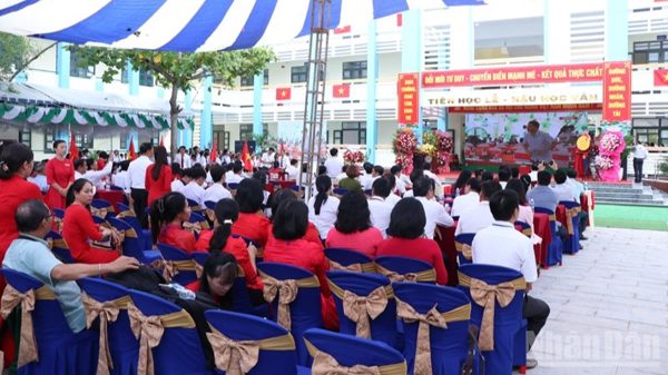 Phó Chủ tịch Quốc hội Nguyễn Khắc Định dự Lễ khai giảng năm học 2026-2027 tại Khánh Hòa