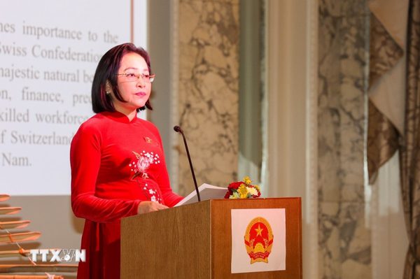 Phó Chủ tịch Quốc hội Nguyễn Thị Thanh thăm và làm việc tại Thụy Sĩ