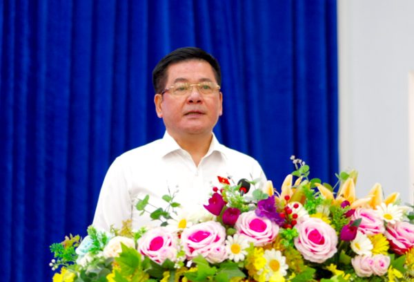 Phó Chủ tịch Quốc hội tiếp xúc cử tri 13 xã, phường phía Tây Gia Lai