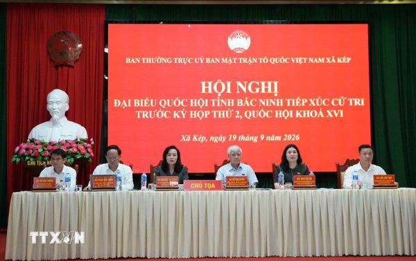 Phó Chủ tịch Thường trực Quốc hội Đỗ Văn Chiến tiếp xúc cử tri tại Bắc Ninh