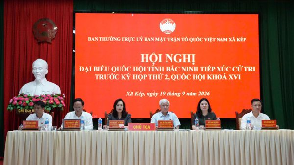 Phó Chủ tịch Thường trực Quốc hội Đỗ Văn Chiến tiếp xúc cử tri tỉnh Bắc Ninh