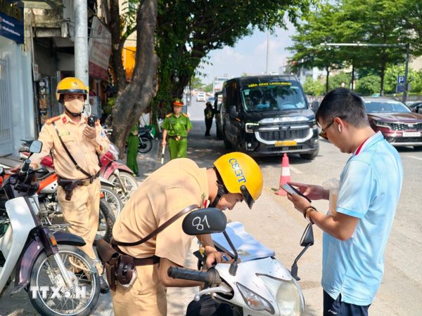 Phố cổ Hà Nội: Giải bài toán dừng, đỗ xe từ nhu cầu thực tế