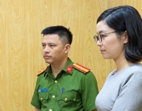 Phó giám đốc ngân hàng dụ người quen gửi tiết kiệm rồi chiếm đoạt 6,5 tiền tỷ đồng
