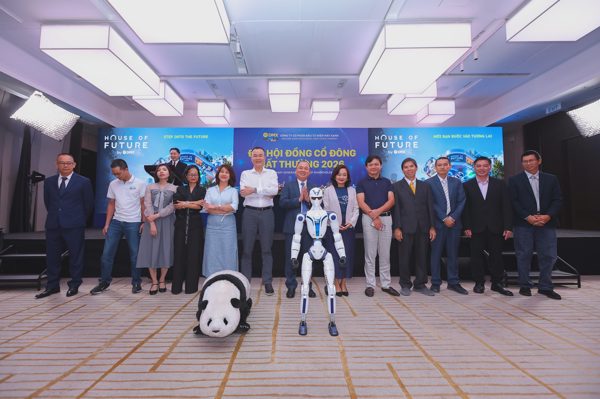 Phó giáo sư Đại học LUND làm cố vấn cho House of Future của Điện Máy Xanh