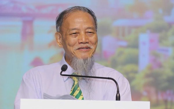Phó giáo sư, tiến sĩ Nguyễn Thiện Tống: Biết ơn những nhà tài trợ giúp SV Huế, có những nhà tài trợ chưa bao giờ gặp mặt