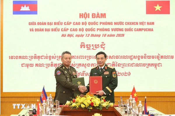 Phó Thủ tướng, Bộ trưởng Bộ Quốc phòng Campuchia thăm chính thức Việt Nam