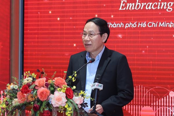 Phó Thủ tướng: Đừng nghiên cứu rồi bỏ, 'khóa lại, vứt luôn'