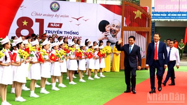 Phó Thủ tướng Nguyễn Văn Thắng dự Lễ khai giảng năm học mới tại Đồng Nai