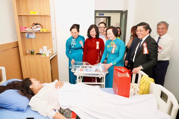 Phó Thủ tướng Phạm Thị Thanh Trà: Bệnh viện Phụ sản Trung ương cơ sở 2 phải hướng tới chuẩn mực quốc tế