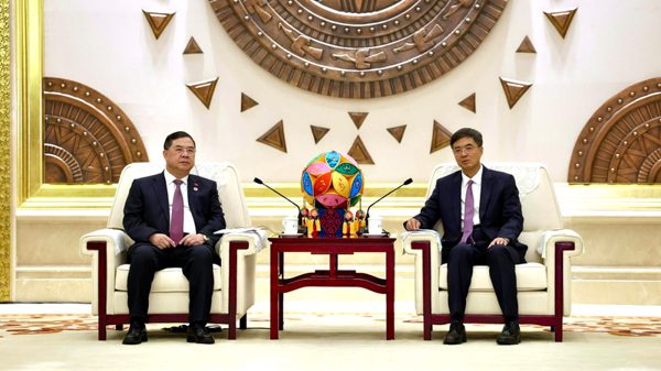 Phó Thủ tướng Thường trực Phạm Gia Túc tiếp Bí thư Đảng ủy Khu tự trị dân tộc Choang Quảng Tây (Trung Quốc)