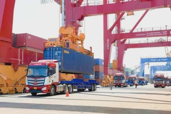 Phó Thủ tướng yêu cầu bỏ tư duy phát triển logistics theo địa giới