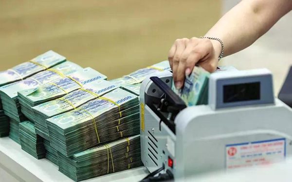 Phó Thủ tướng yêu cầu khẩn trương giảm lãi suất cho vay từ 1,5 - 2%