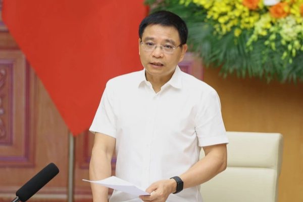 Phó Thủ tướng yêu cầu xử lý nghiêm hành vi găm hàng, thao túng giá