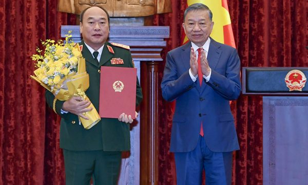 Phó Tổng Tham mưu trưởng QĐND Lê Quang Đạo được thăng quân hàm Thượng tướng