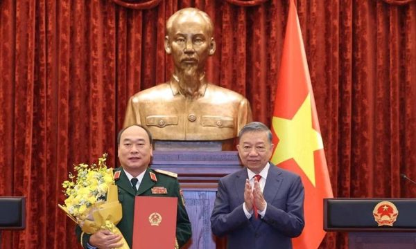 Phó Tổng Tham mưu trưởng QĐND Việt Nam Lê Quang Đạo được thăng quân hàm Thượng tướng