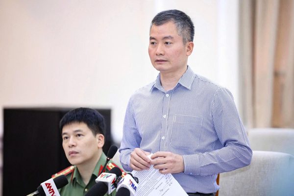 Phụ huynh móc nối với giáo viên trong vụ 147 điểm 10 Toán ở trường chuyên Tuyên Quang