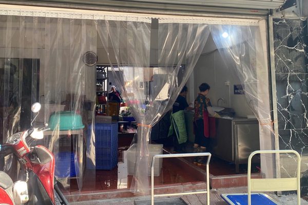 Phụ huynh nghi bếp ăn bán trú nhập thịt trâu Ấn Độ: Sở GD-ĐT Hà Nội yêu cầu xác minh