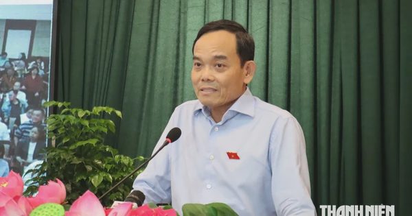 Phụ huynh TP.HCM chạy nhiều nơi mua sách giáo khoa, Bí thư Trần Lưu Quang nói gì?