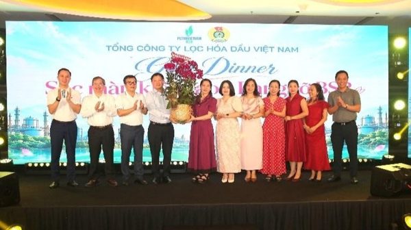 Phụ nữ BSR: Nét duyên năng lượng, tỏa sáng trí tuệ, vững vàng bản lĩnh