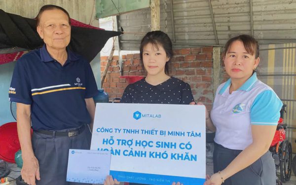 Phụ nữ Đà Nẵng huy động hơn 1,3 tỉ đồng tiếp bước đến trường