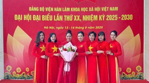 Phụ nữ làm chủ công nghệ, làm chủ tương lai trong kỷ nguyên số