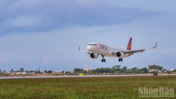 Phú Quốc lập “kỷ lục” hoàn thành đường băng chuẩn ICAO trong 8 tháng