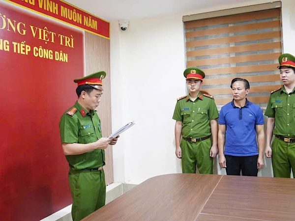 Phú Thọ khởi tố, bắt tạm giam Bí thư, Chủ tịch xã Hợp Kim