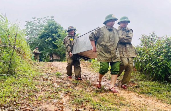 Phú Thọ sơ tán khẩn cấp gần hai nghìn người khỏi khu vực nguy hiểm
