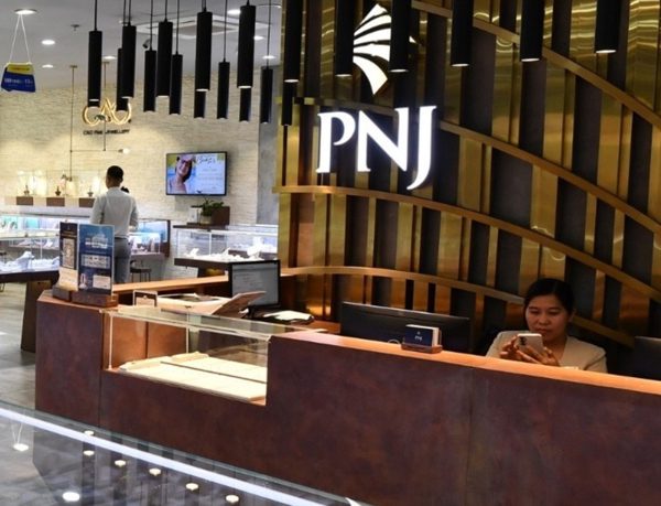 PNJ hút gần 1.000 tỷ đồng bắt đáy, khối ngoại vẫn xả mạnh