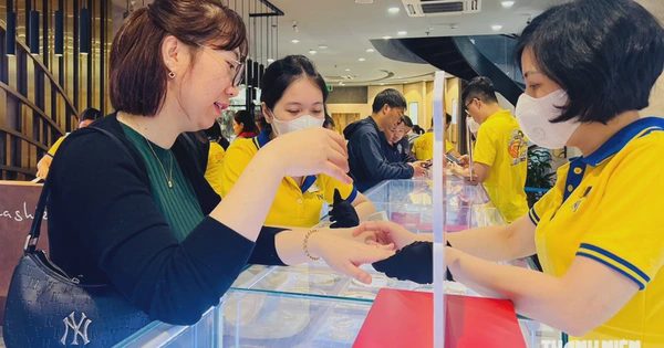 PNJ thay đổi chính sách thu đổi vàng, kim cương