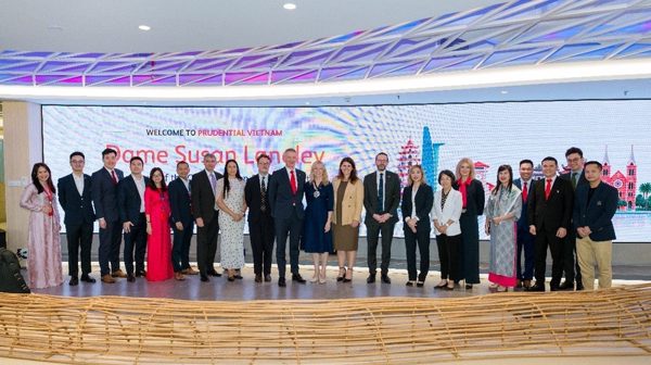 Prudential Việt Nam đón tiếp nữ Thị trưởng Khu Trung tâm Tài chính London trong khuôn khổ chuyến thăm Việt Nam