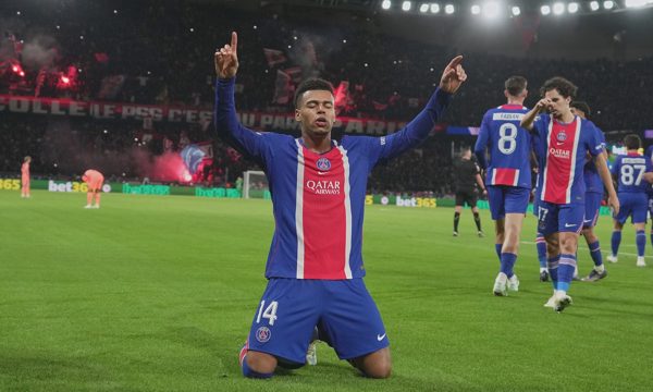 PSG nhấn chìm Barca trong bữa tiệc bàn thắng