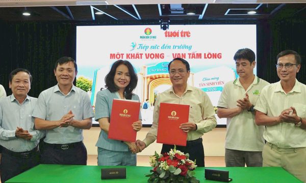 PVCFC tài trợ 500 triệu đồng cho học bổng 'Tiếp sức đến trường'