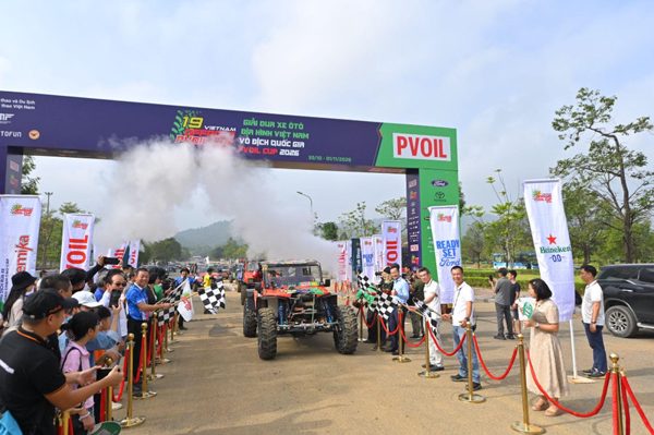 PVOIL bước sang năm thứ 11 đồng hành cùng Giải đua Ô tô Địa hình lớn nhất Việt Nam
