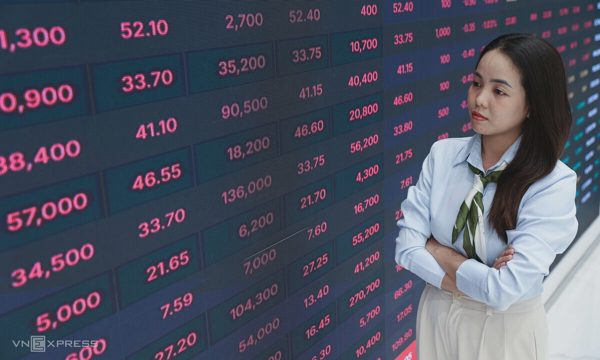 PYN Elite Fund: Lãi suất tăng thúc đẩy nhà đầu tư bán cổ phiếu