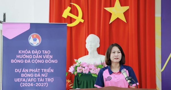Quả bóng vàng nữ Việt Nam Ngọc Châm làm giảng viên khóa học dành cho trẻ em gái